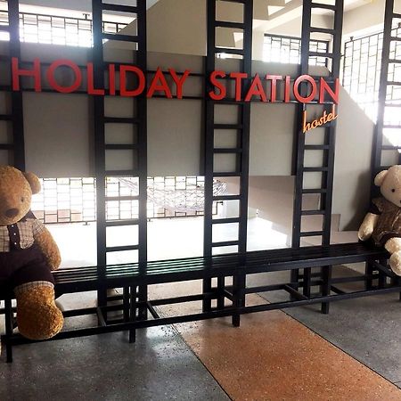 Holiday Station Hostel Krabi Exterior photo