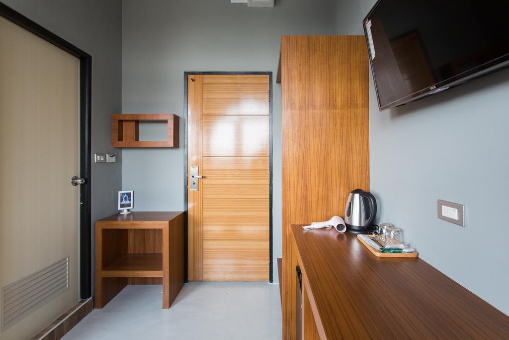 Holiday Station Hostel Krabi Room photo