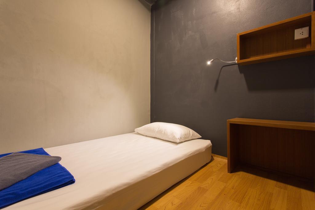 Holiday Station Hostel Krabi Room photo